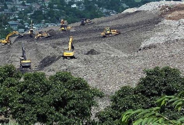 How many died in Payatas tragedy?