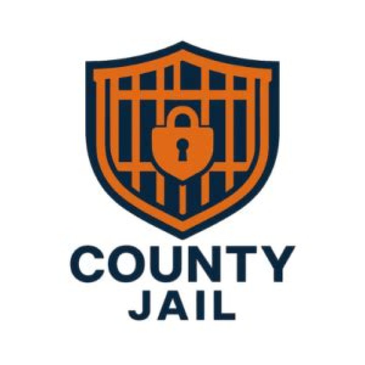 How many inmates are in Pierce County Jail?