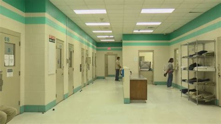 How many juvenile detention centers are in New York?