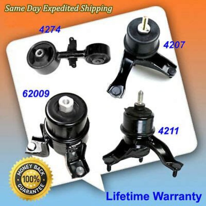 How many motor mounts does a 2007 Chrysler Pacifica have?