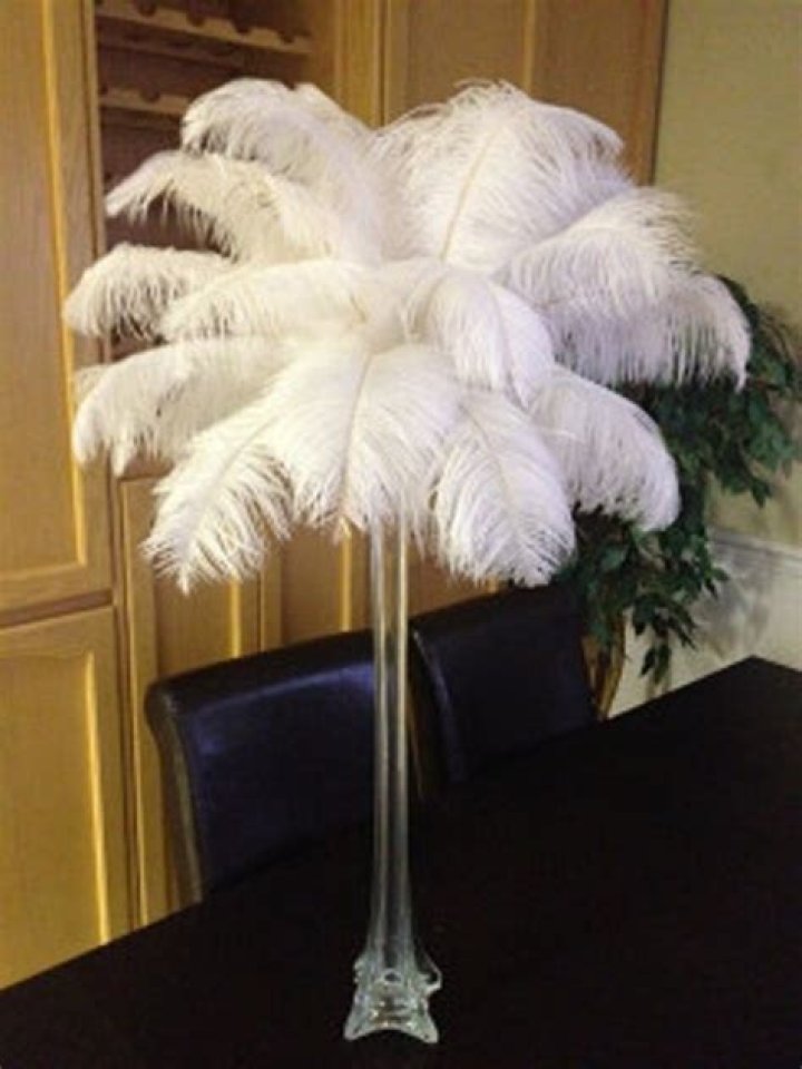 How many ostrich feathers do you need for a centerpiece?