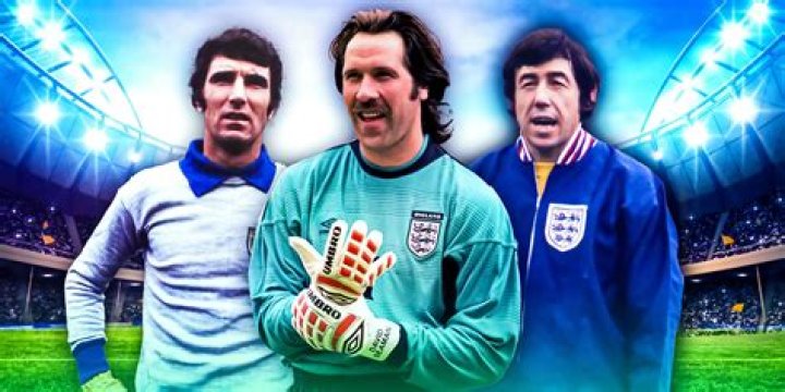How many penalties did Gordon Banks save?