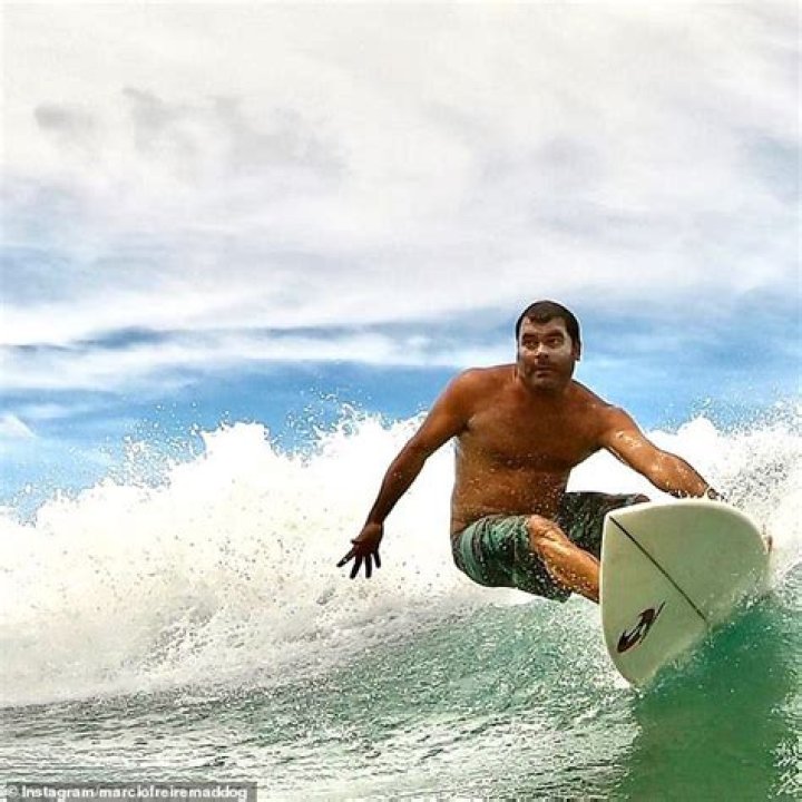 How many people have died surfing in Nazare?