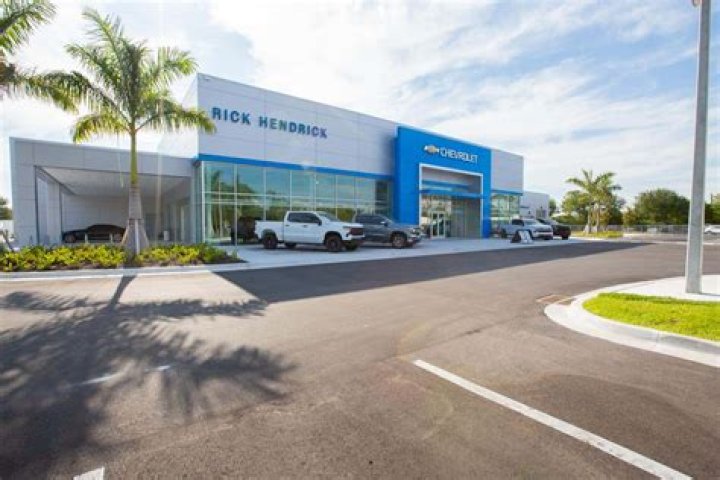 How many Rick Hendrick dealerships are there?