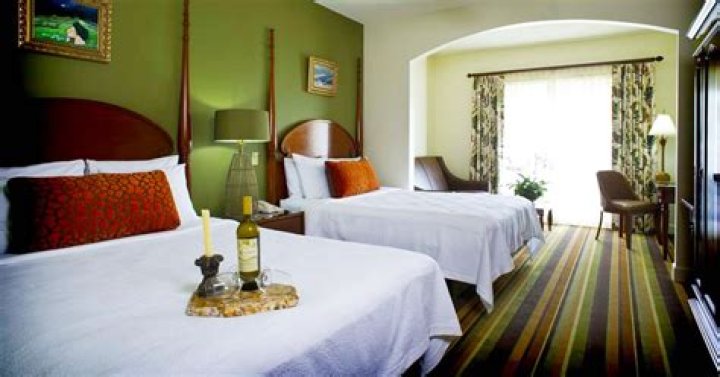 How many rooms does Bohemian Hotel Celebration have?