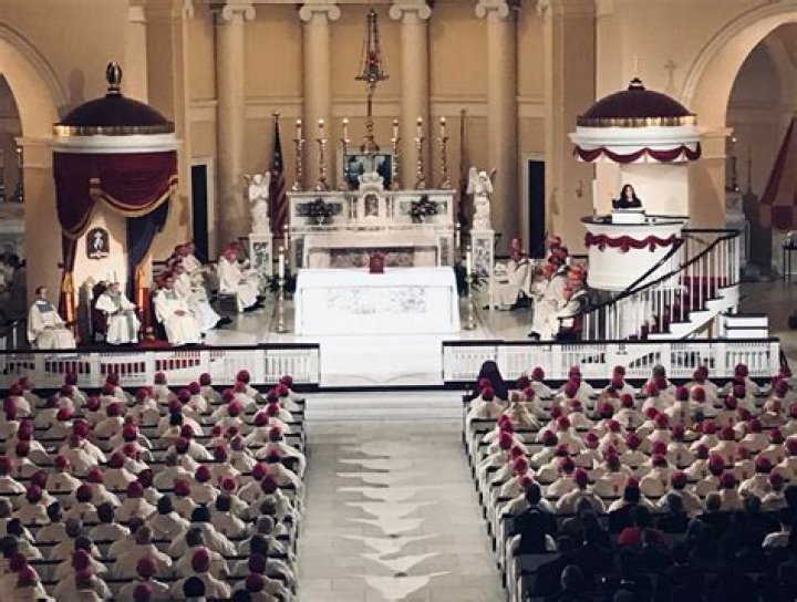 How many suffragan bishops are there?