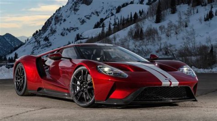 How much does a Ford GT 2016 cost?