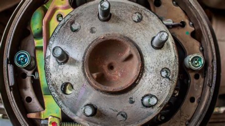 How much does it cost to change brakes in a Jetta?