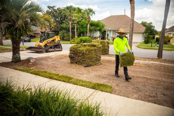 How much does it cost to install sod in Florida?
