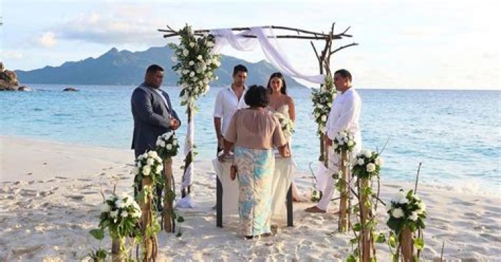 How much does it cost to stay at North Island Seychelles?
