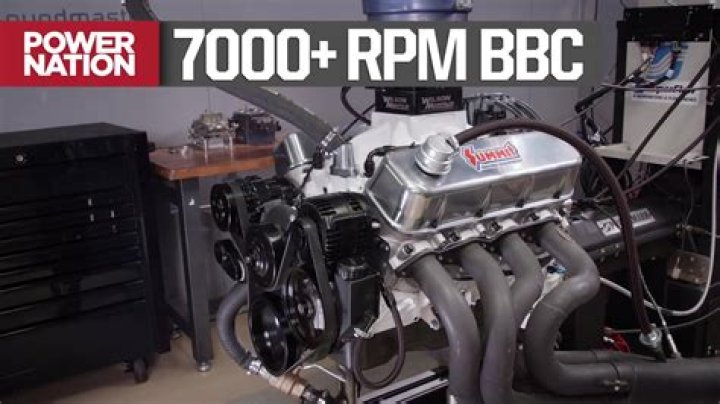 How much horsepower does a 496 big block have?