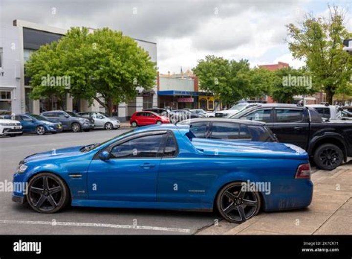How much horsepower does a SV6 Ute have?
