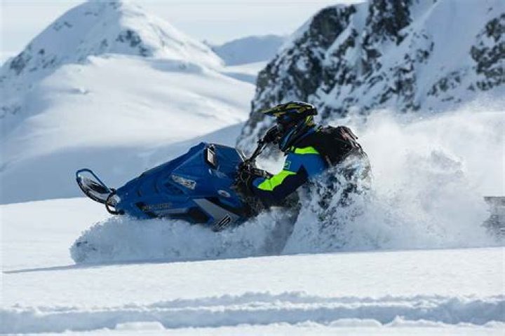 How much HP does a KFX450R have?