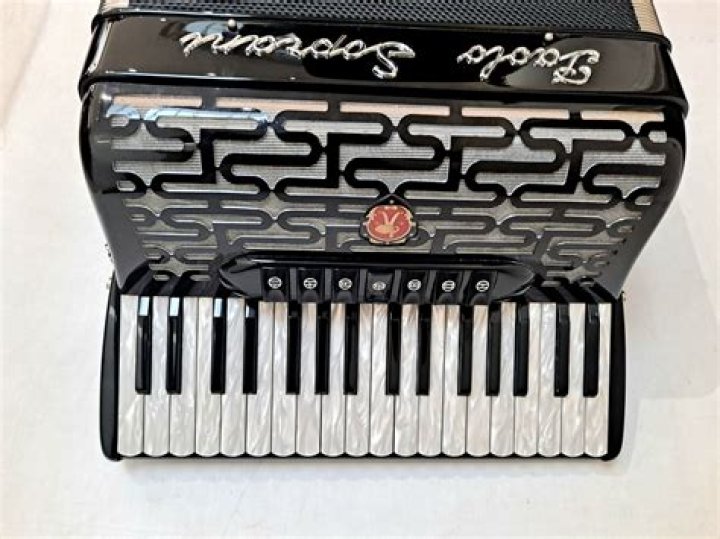 How much is a Paolo Soprani accordion worth?