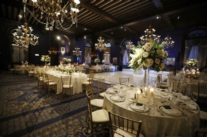How much is membership at the Chicago Club?