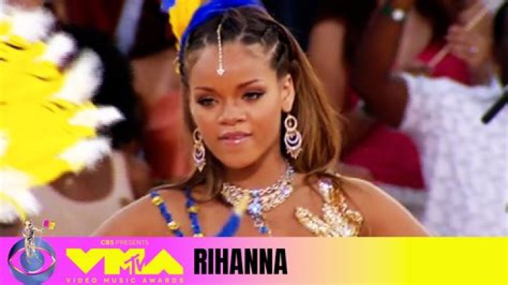 How old was Rihanna when she did Pon de Replay?