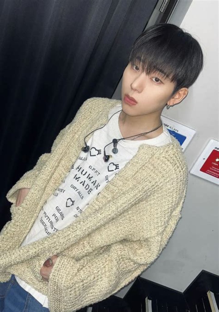 How tall is Zico Block B?