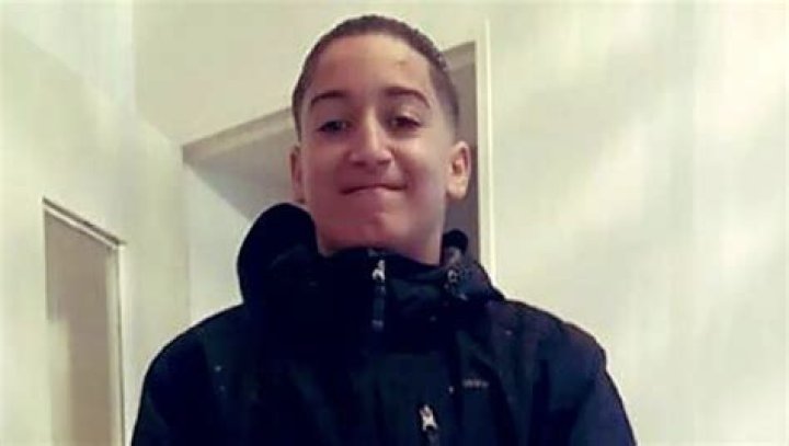 Is a 17 year old allowed to stay home alone?
