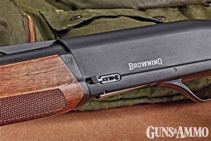 Is Browning Maxus inertia?