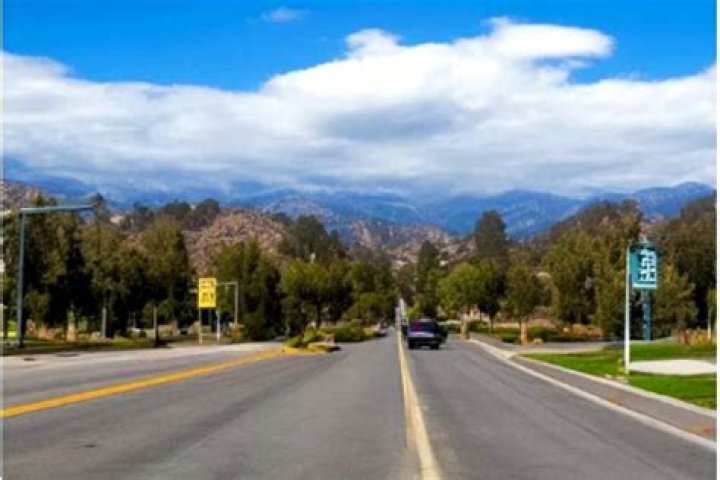 Is Canyon Lake CA a good place to live?