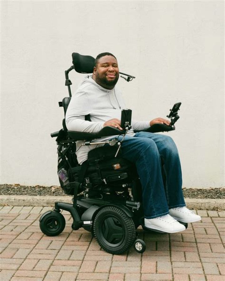 Is Eric LeGrand still paralyzed?