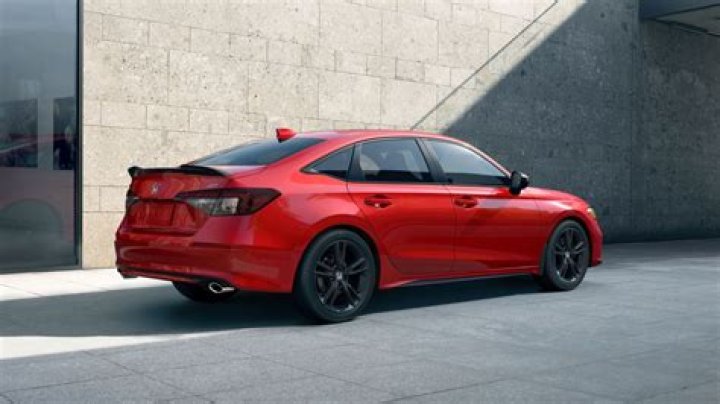 Is Honda Civic considered sports car?