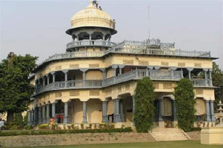 Is IERT Allahabad private or government?