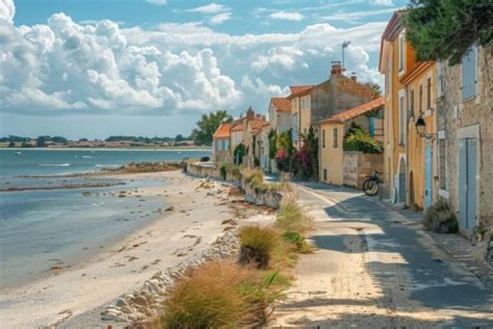 Is Ile de Re expensive?