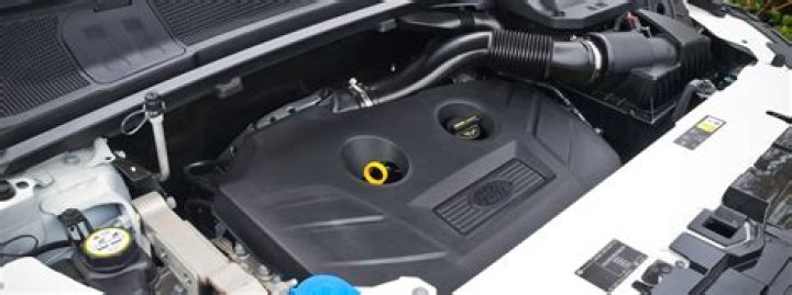 Is it expensive to repair Land Rovers?