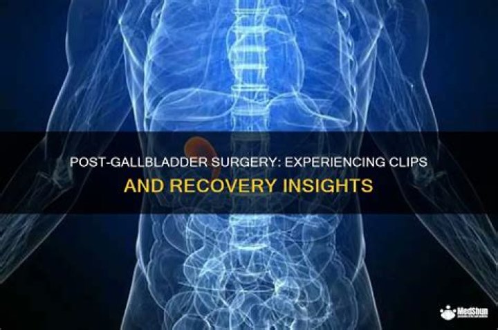 Is it normal to have surgical clips after gallbladder surgery?