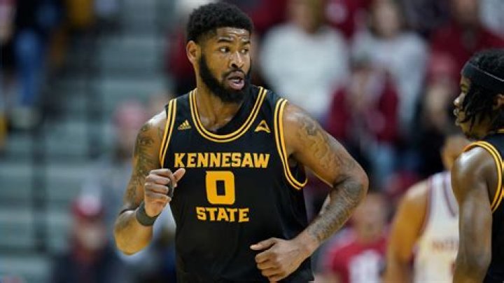 Is Kennesaw A d1?