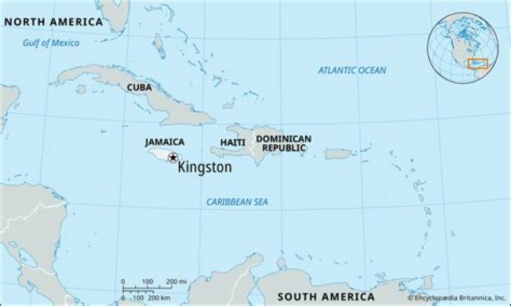 Is Kingston Jamaica humid or dry?