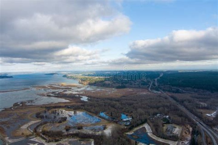 Is Nisqually Wildlife Refuge open Covid?