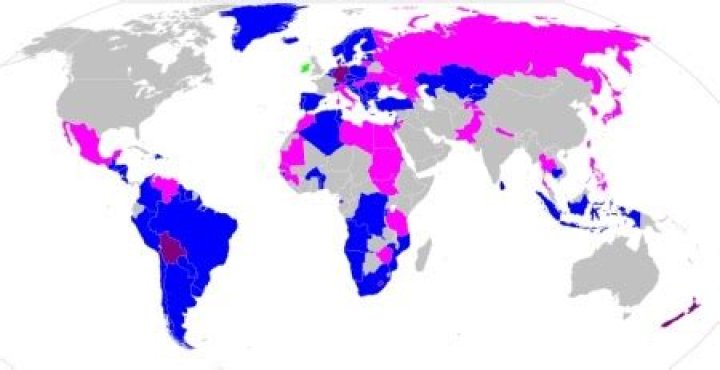 Is Norway a multi-party or two party system?