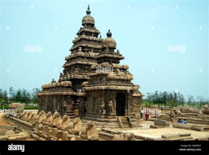Is Shore Temple structural temple?