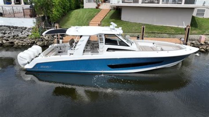 Is the Boston Whaler Outrage a good boat?