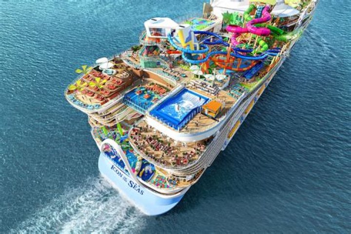 Is there a cruise that goes to Egypt and Greece?