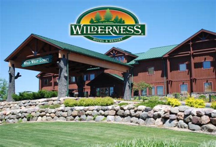 Is there a Wilderness Resort in Wisconsin Dells?