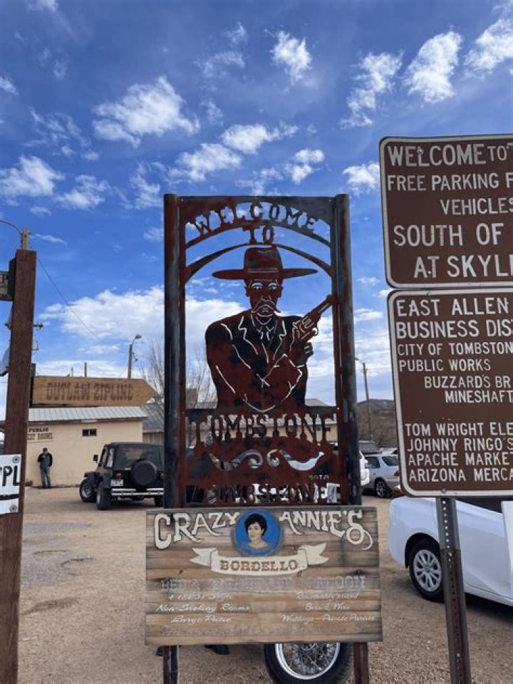Is Tombstone Arizona worth visiting?