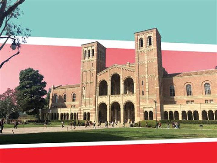 Is UCLA architecture hard to get into?