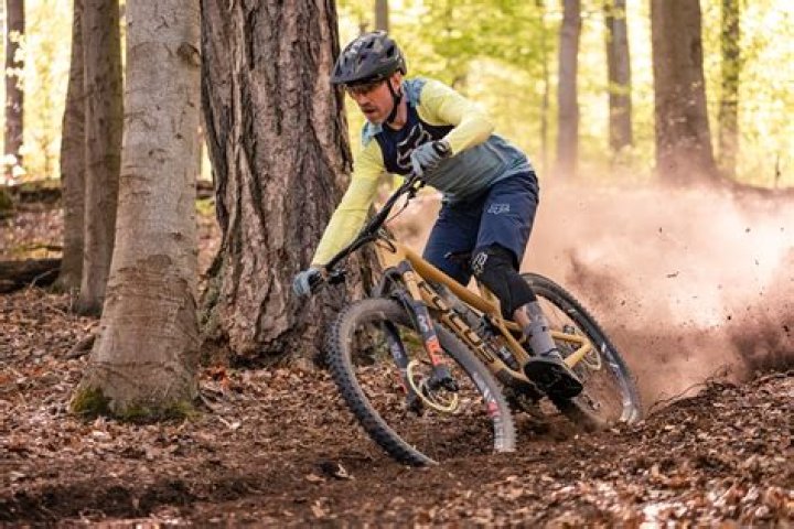 Is weight training good for mountain biking?
