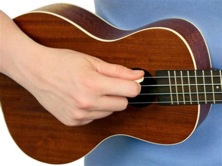 Should I use a pick for ukulele?