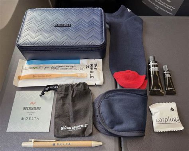What amenities do you get in business class?