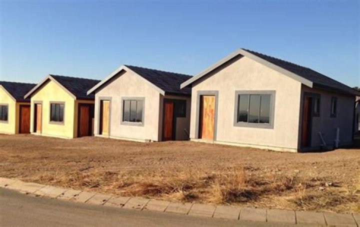 What are the advantages of RDP houses?