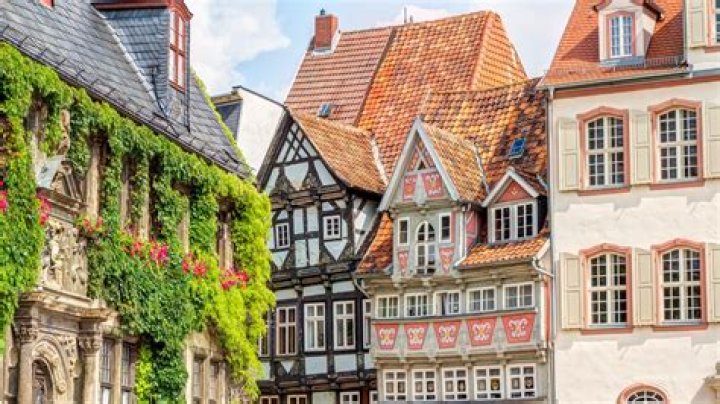 What are the German style houses called?