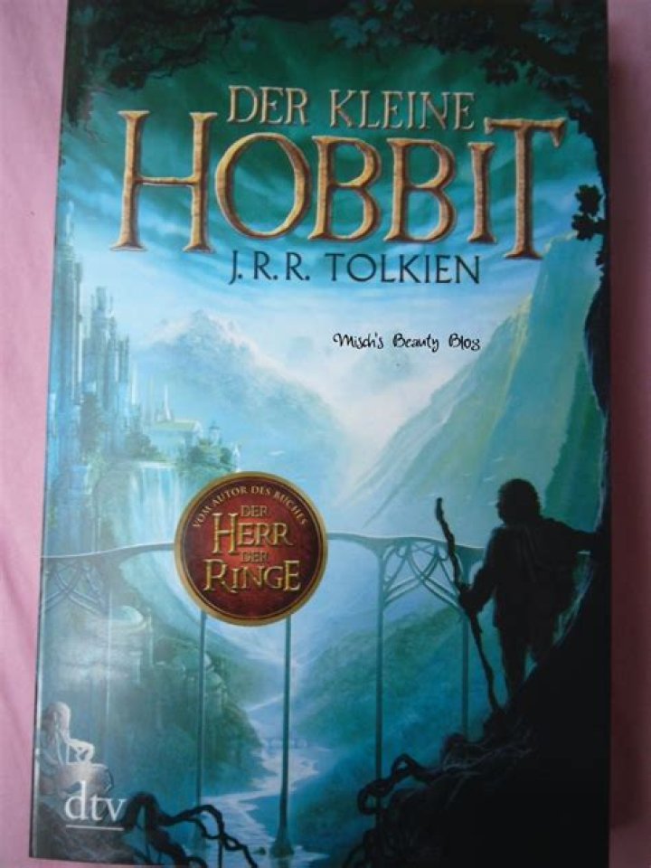 What book is the prequel to The Hobbit?