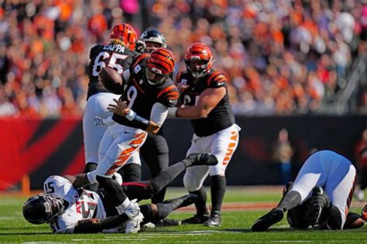 What channel are the Bengals playing on tonight?