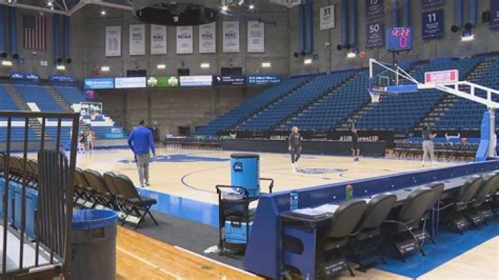 What channel is the UB basketball game on?