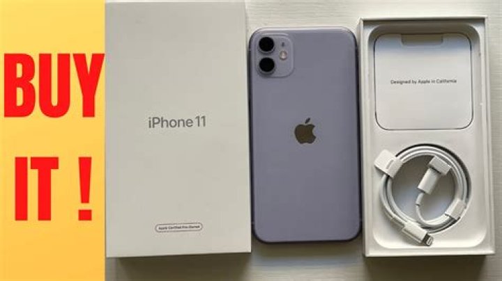 What comes in a refurbished iPhone box?