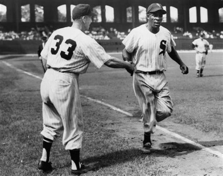 What country was Minnie Minoso from?